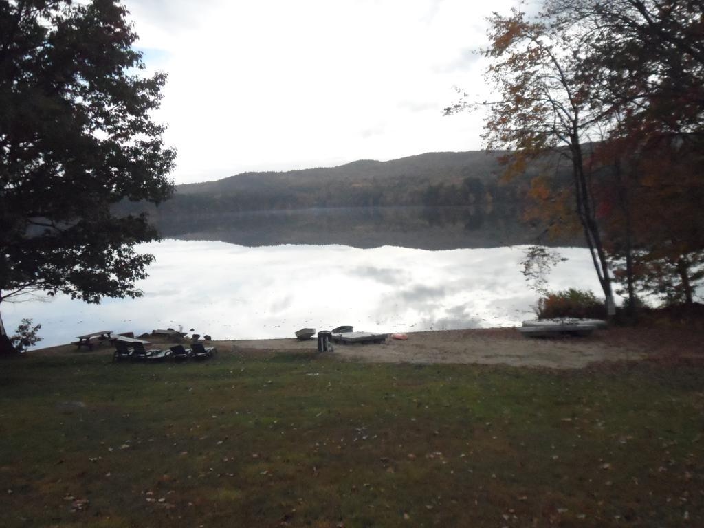 White Oak Motel & Cottages Holderness Bagian luar foto