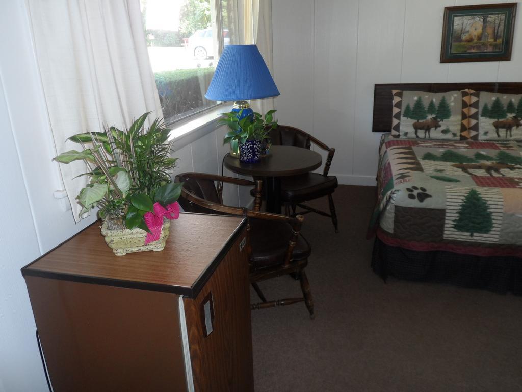 White Oak Motel & Cottages Holderness Ruang foto