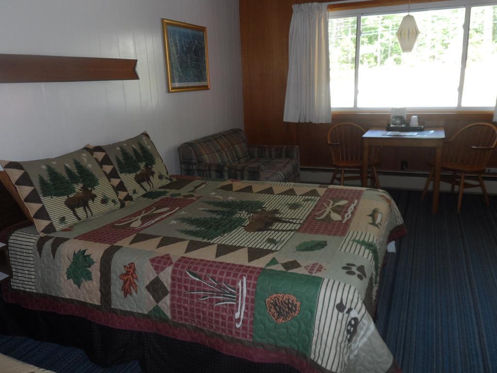 White Oak Motel & Cottages Holderness Ruang foto