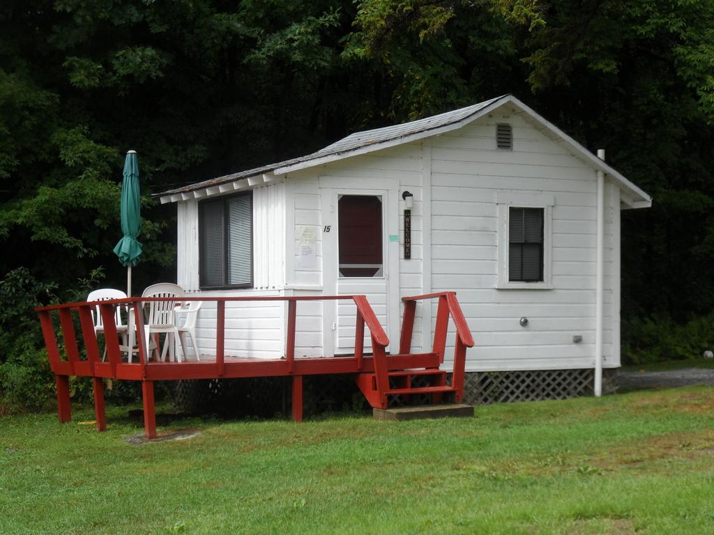 White Oak Motel & Cottages Holderness Ruang foto