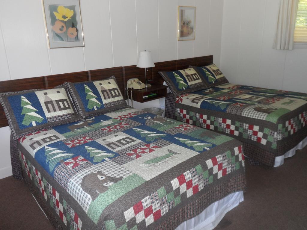 White Oak Motel & Cottages Holderness Ruang foto